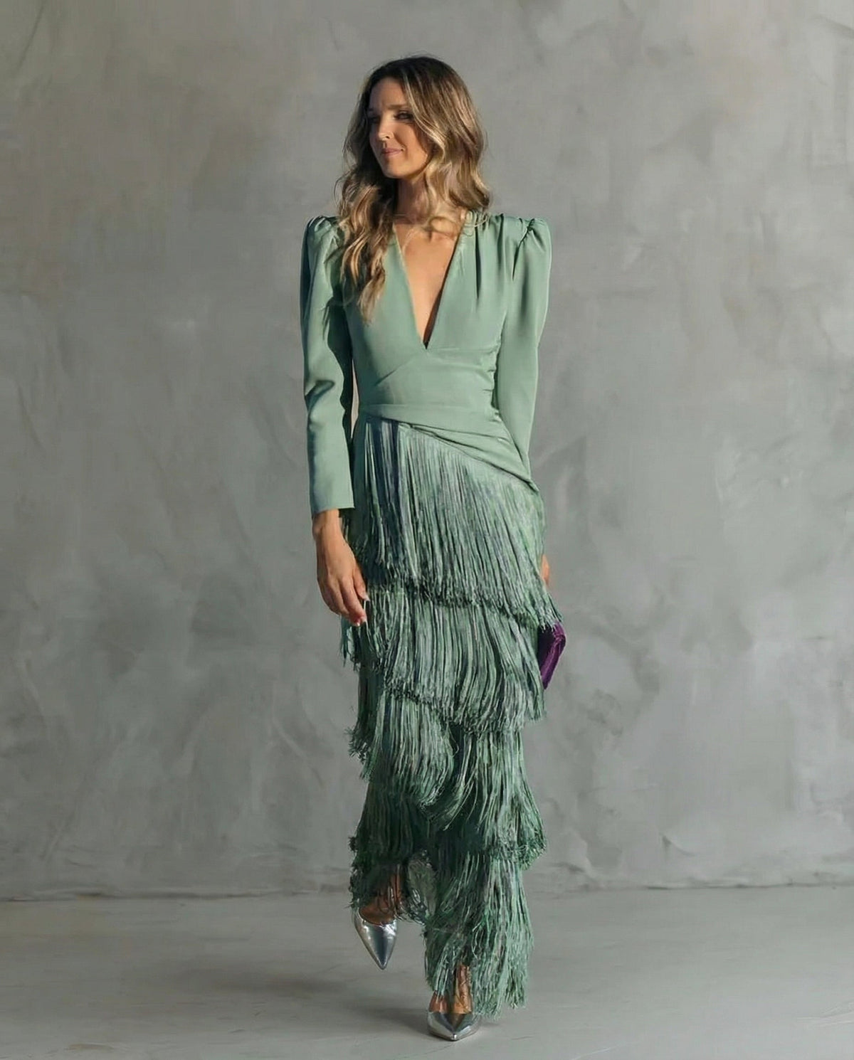 Women's Flowy V-Neck Long-Sleeve Dress