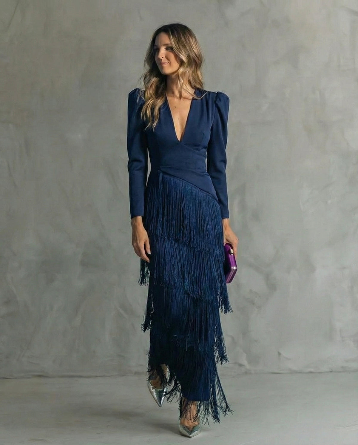 Women's Flowy V-Neck Long-Sleeve Dress