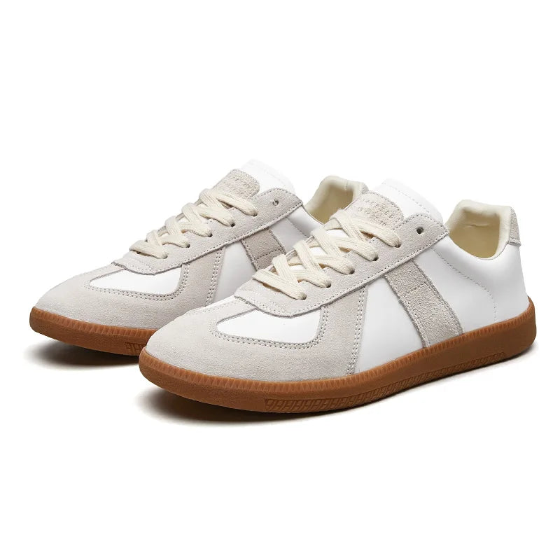 Men's Retro Low-Top Lace-Up Sneakers with Paneled Upper