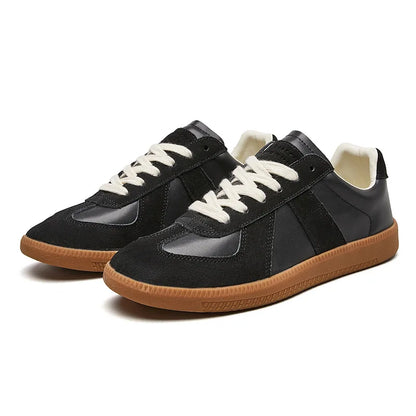 Men's Retro Low-Top Lace-Up Sneakers with Paneled Upper