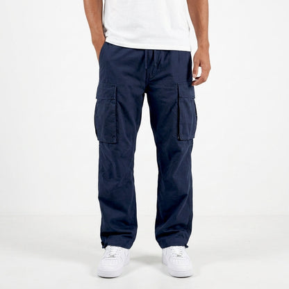 Men's Relaxed Cargo Pants with Wide Legs and Side Pockets