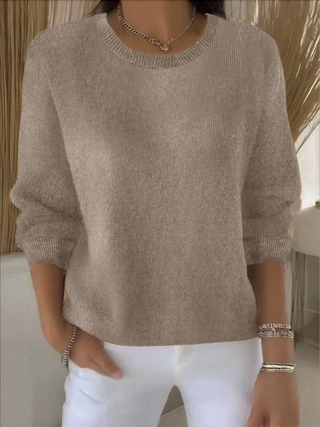 Women's Relaxed Round-Neck Knit Sweater