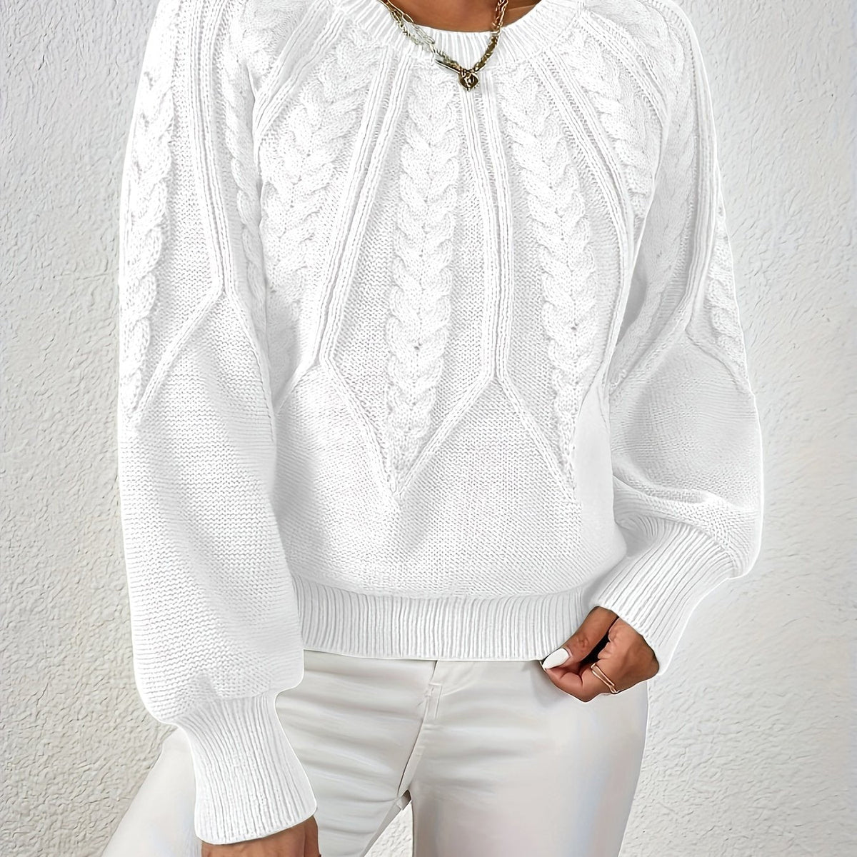 Women's Relaxed Cable-Knit Sweater